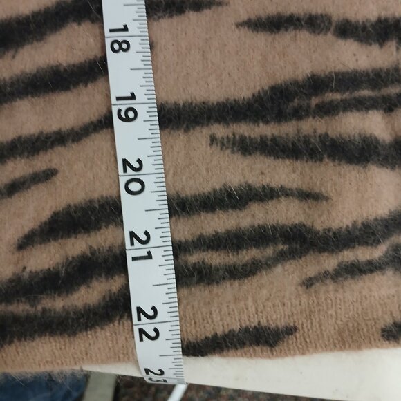 UEC Parisian Signature Animal Print Angora Button up cardigan Sweater sz Large - Picture 11 of 12